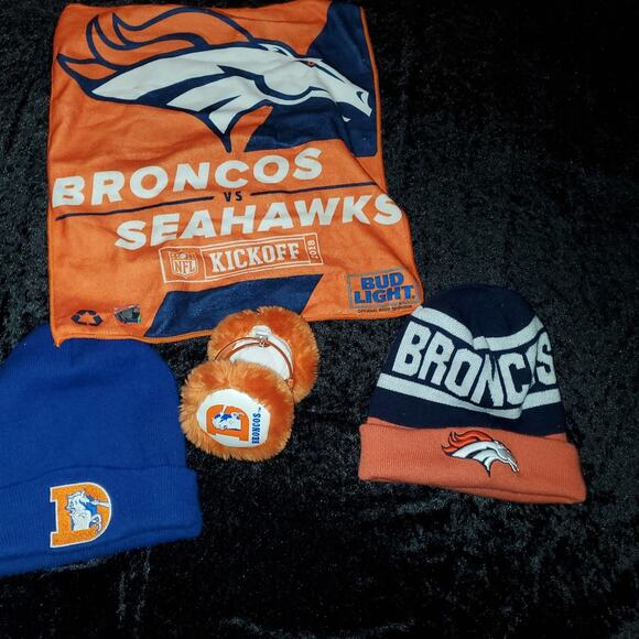 Denver Broncos - Picture 2 of 2